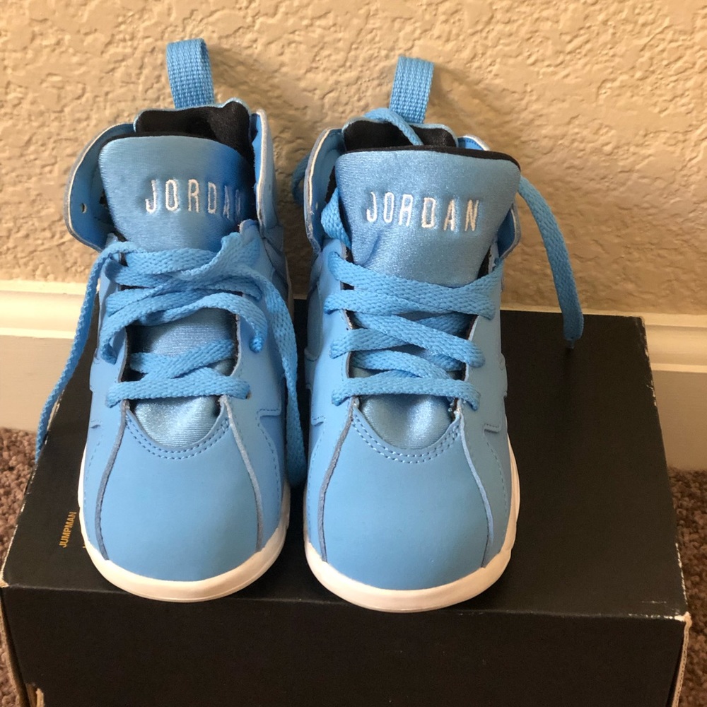 Jordan 7 Retro BT (toddler size 9)